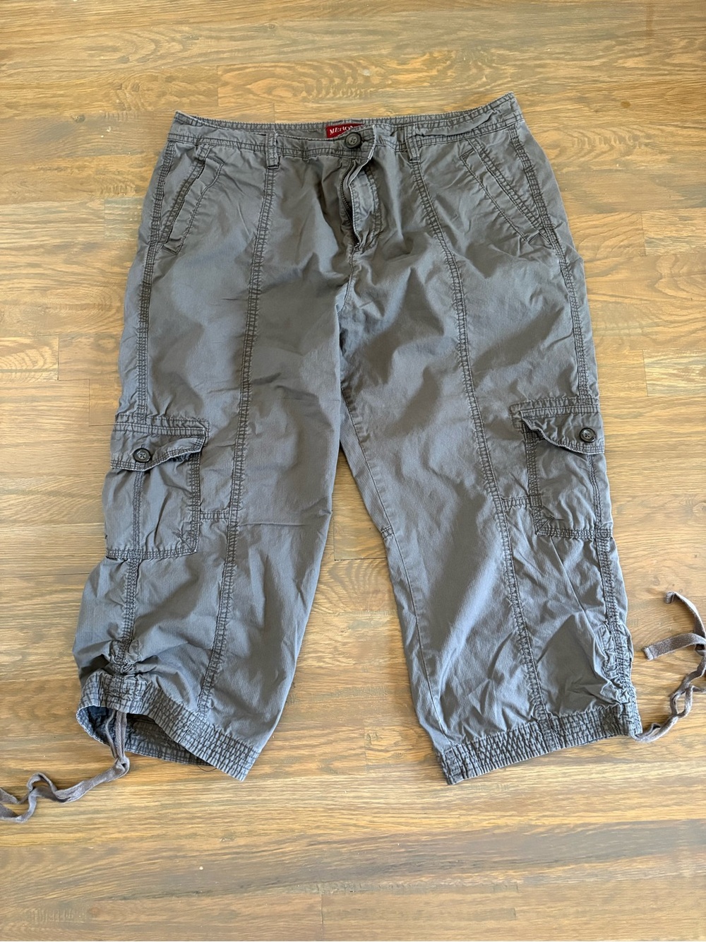 Merona utility cargo capri pants  Size 14 100% COTTON ADORABLE